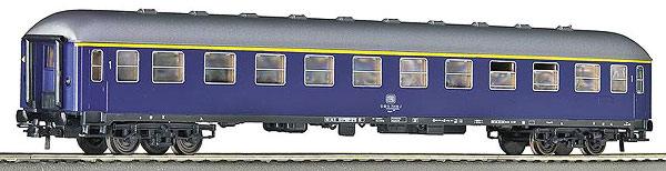 Express train Passenger car 1st class (1:100)<br /><a href='images/pictures/Roco/44457.jpg' target='_blank'>Full size image</a>